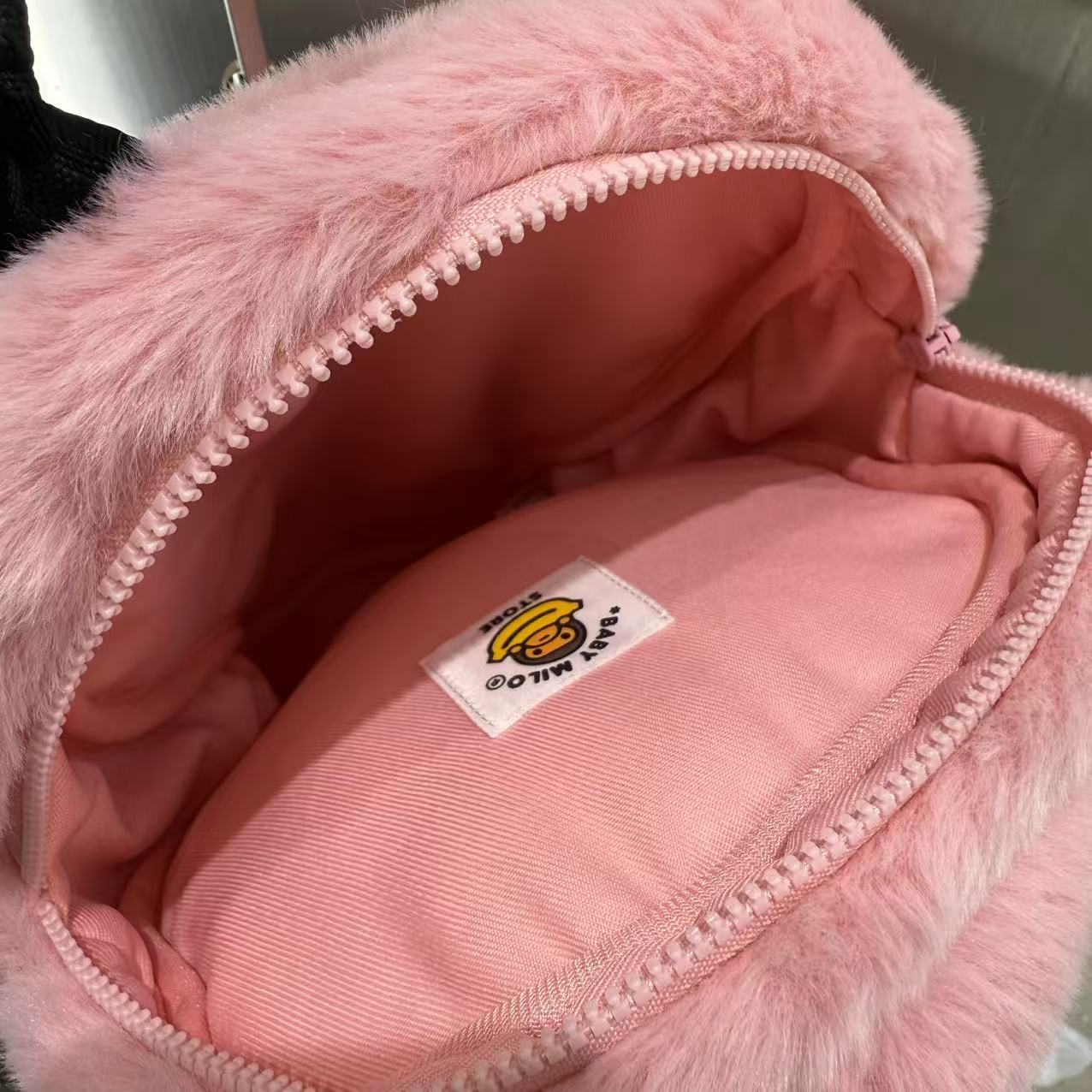 香港直郵 BABY MILO STORE 25秋冬 超可愛粉色小猴立體3d小猴背包 4235