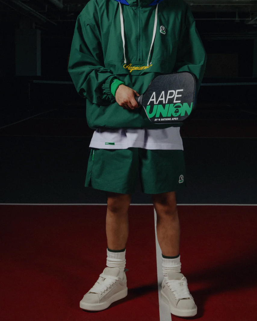 香港直郵 專櫃正品 Aape 26春夏 男 AAPEUNVS 運動系列匹克球猿人徽章舒適休閒短褲D636