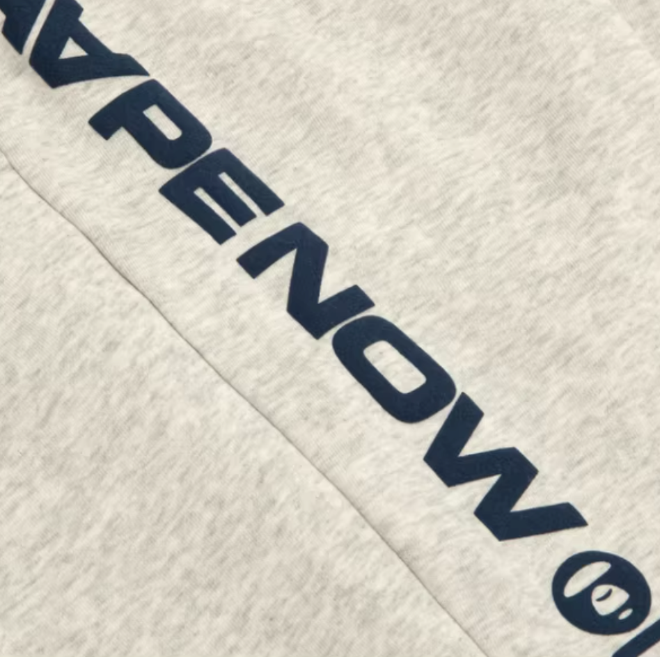 香港代購 專櫃正品 26春夏 Aape 男 AAPENOW 猿人迷彩徽章休閒舒適純色短褲C685