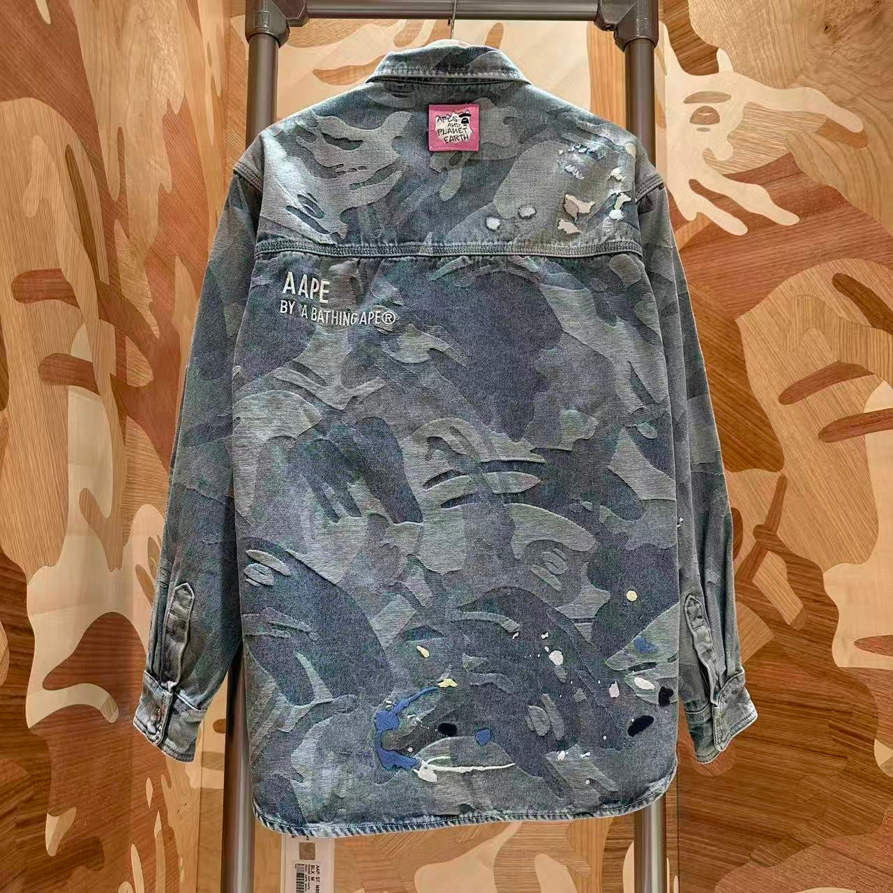 香港直郵 Aape 26秋冬 潑墨刺繡水洗做舊工裝牛仔長袖襯衫8589XXR