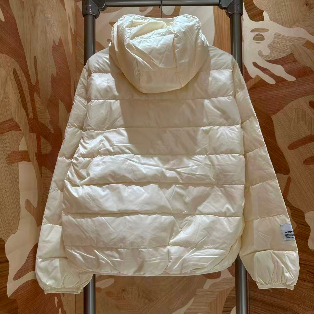 香港直郵 Aape 26秋冬 男裝小標徽章質感簡約潮流純色連帽羽絨服7785