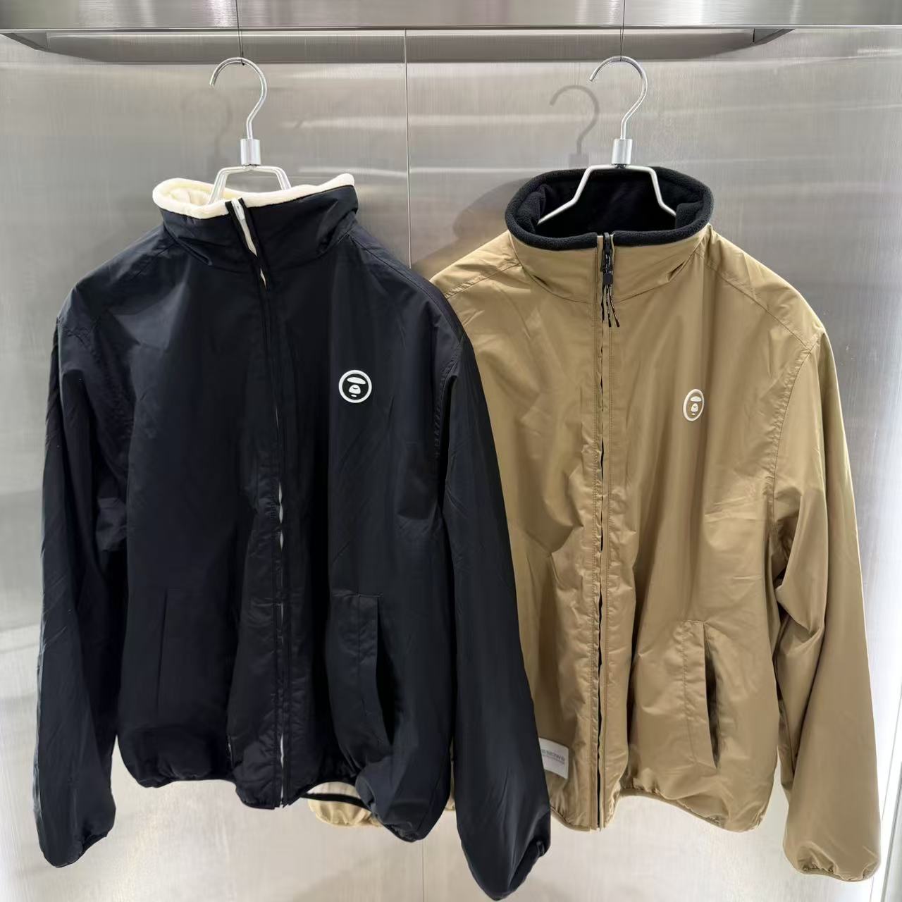 香港直郵 Aape 25秋冬 男 小標徽章休閑潮流雙面穿絨面夾克外套7732