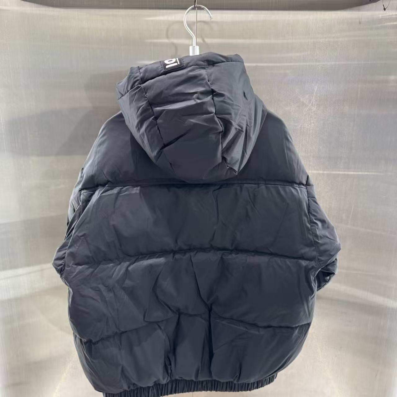 香港直郵 Aape 25秋冬 男 小標徽章簡約潮流連帽面包羽絨服外套7725