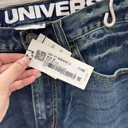 香港代購 專櫃正品 26春夏 Aape 男 AAPEUNVS 猿人刺繡徽章潑墨水洗做舊牛仔褲D642