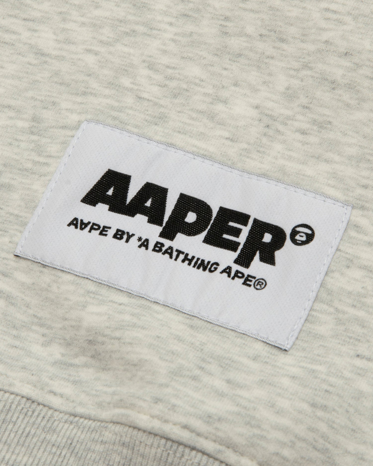 香港直郵 Aape 男装 26秋冬冰球猿人军团刺绣印花趣味圆领卫衣D390 AAPSWMD390XAR
