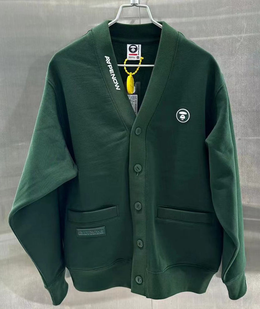 香港專櫃代購 Aape 男裝 24秋冬猿顏徽章字母刺繡休閑V領開衫厚絨衛衣329