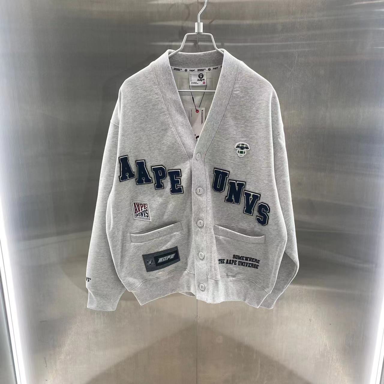 香港專櫃代購 Aape 男裝 24秋冬男款猿顏徽章休閑潮流厚絨開衫衛衣外套348