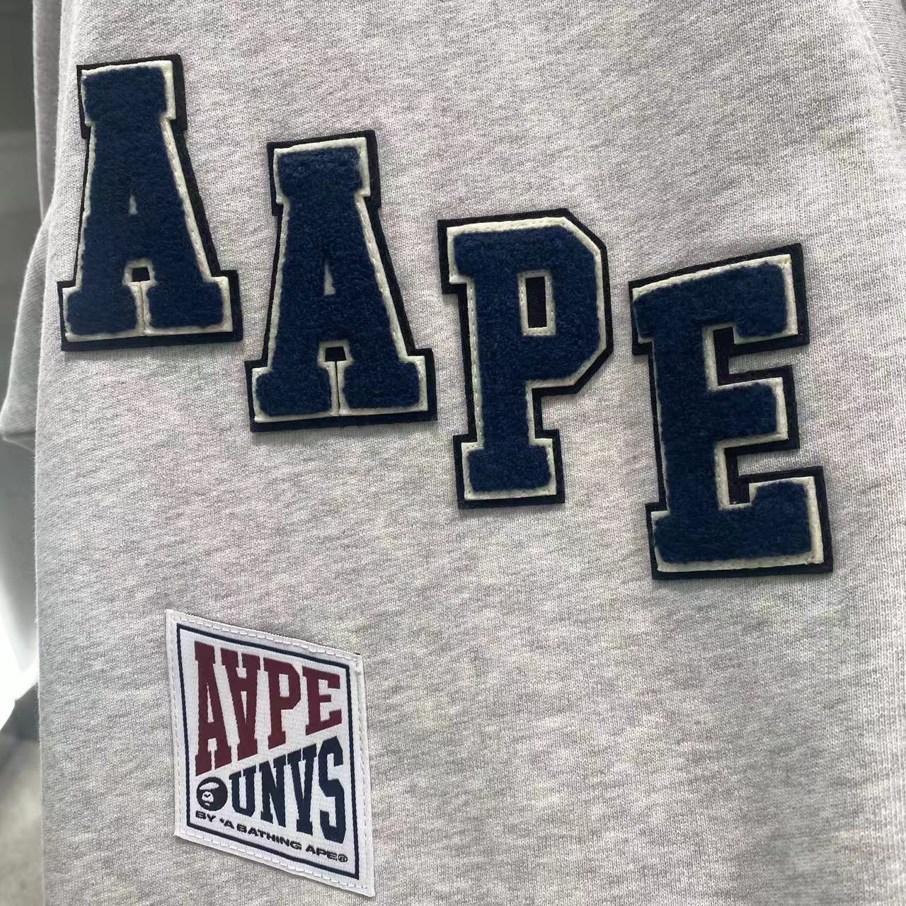 香港專櫃代購 Aape 男裝 24秋冬男款猿顏徽章休閑潮流厚絨開衫衛衣外套348