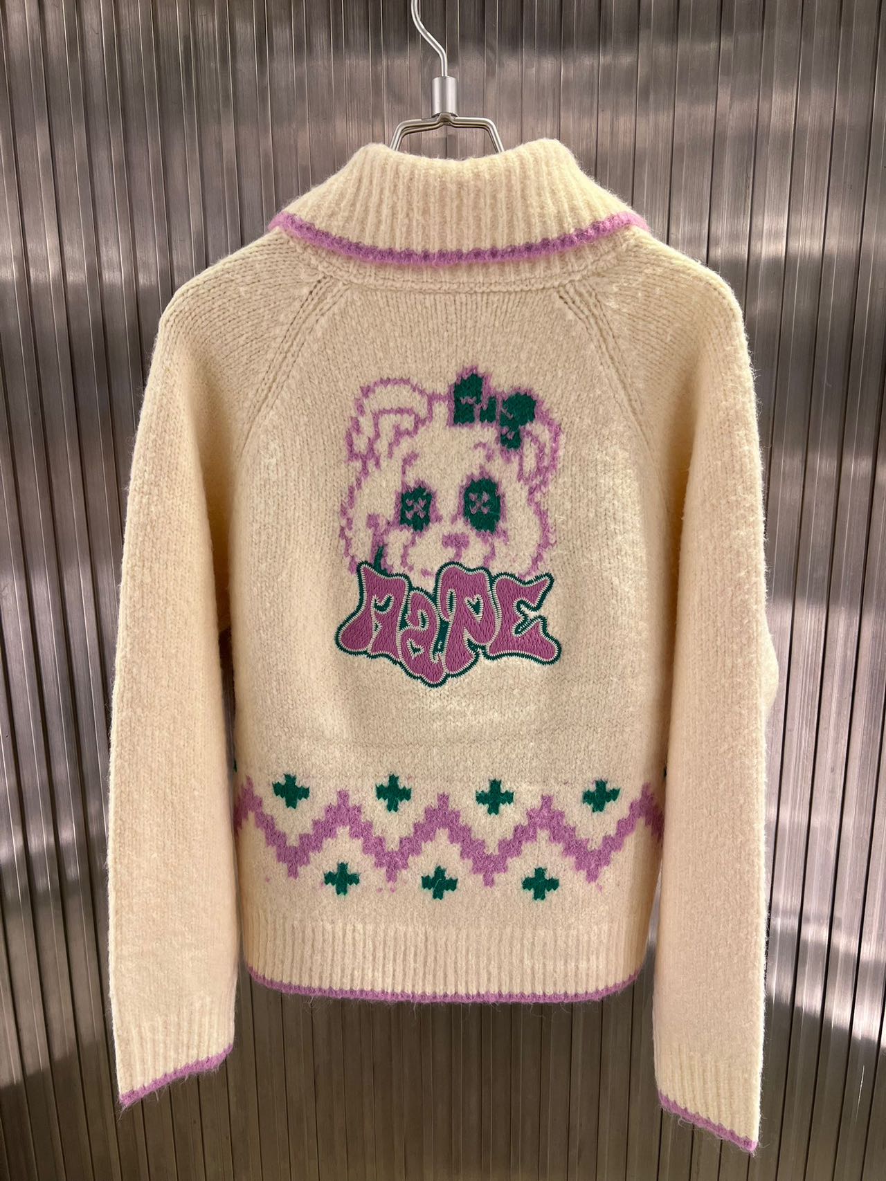 香港直郵 Aape 女裝 24秋冬猿顏字母刺繡小熊圖案厚針織毛衣外套307