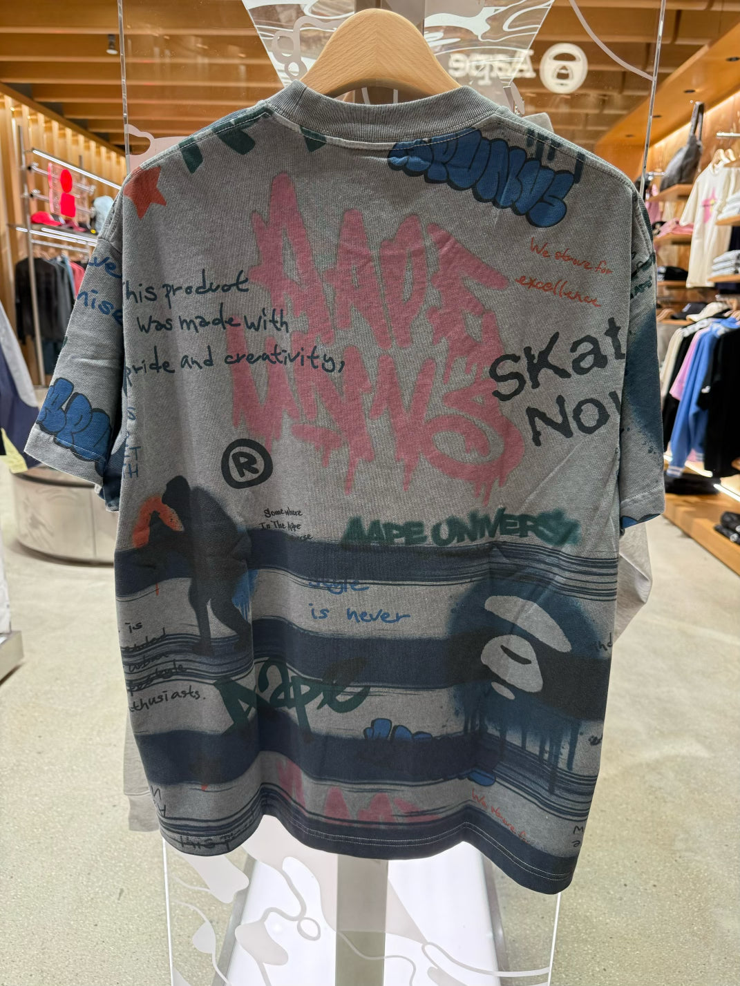 香港直郵 Aape 26秋冬 男 猿人喷墨涂鸦满印水洗做旧短袖T恤 10004XR