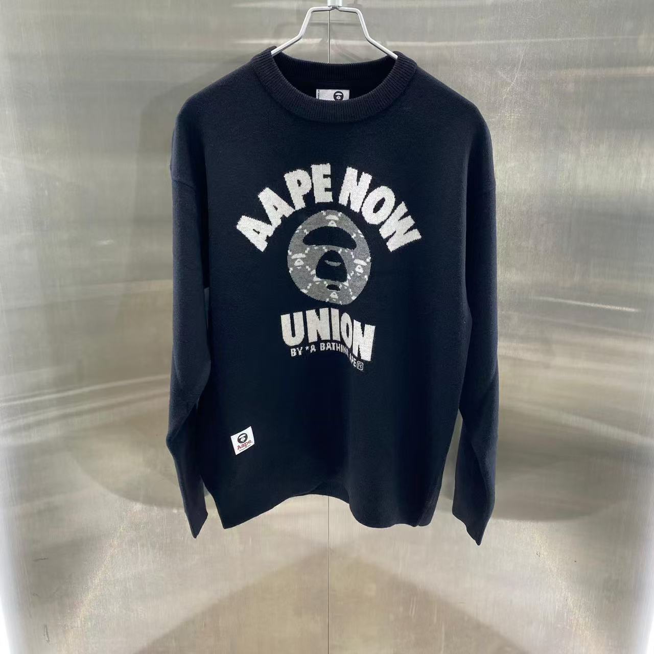 香港專櫃代購 Aape 男裝 24秋冬老花猿顏字母圖案休閑潮流圓領針織衫370