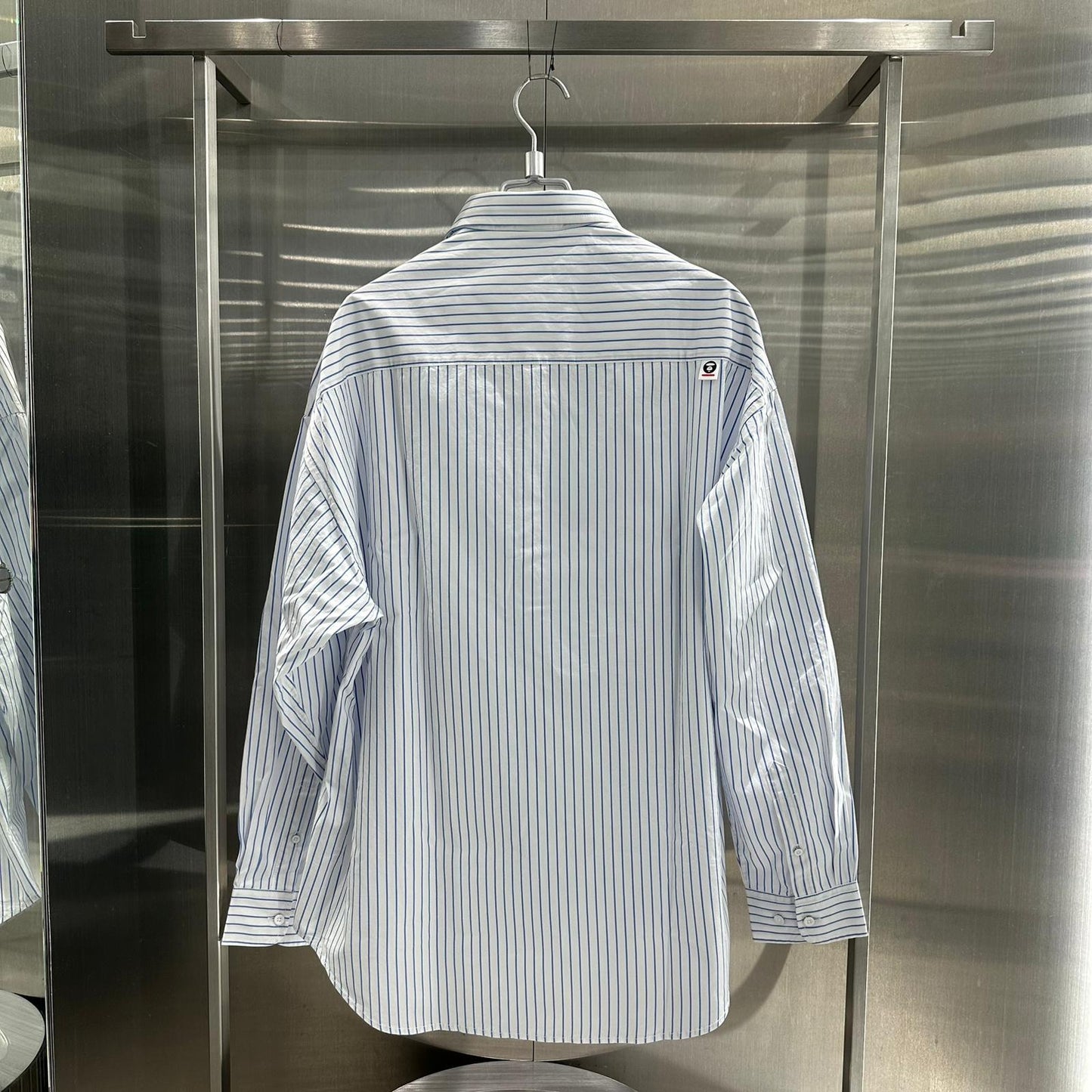 香港直郵 專櫃正品 Aape 26春夏 AAPENOW 猿人小標徽章舒適休閒條紋長袖襯衫8557