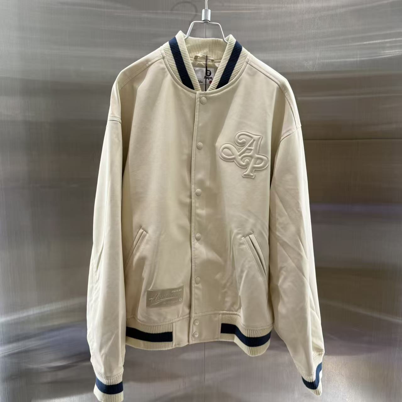 香港直郵 Aape 25秋冬 男 復古做舊休閑潮流棒球服夾克外套7753