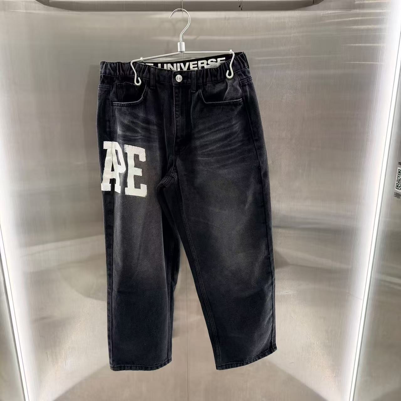 香港直郵 Aape 26春夏 男 字母刺繡印花水洗寬松直筒牛仔長褲C689