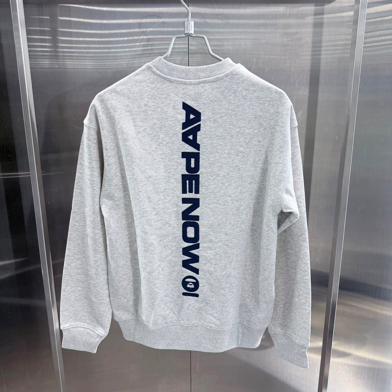 香港直郵 Aape 26秋冬 男 AAPENOW 牙刷繡徽章圓領衛衣D374