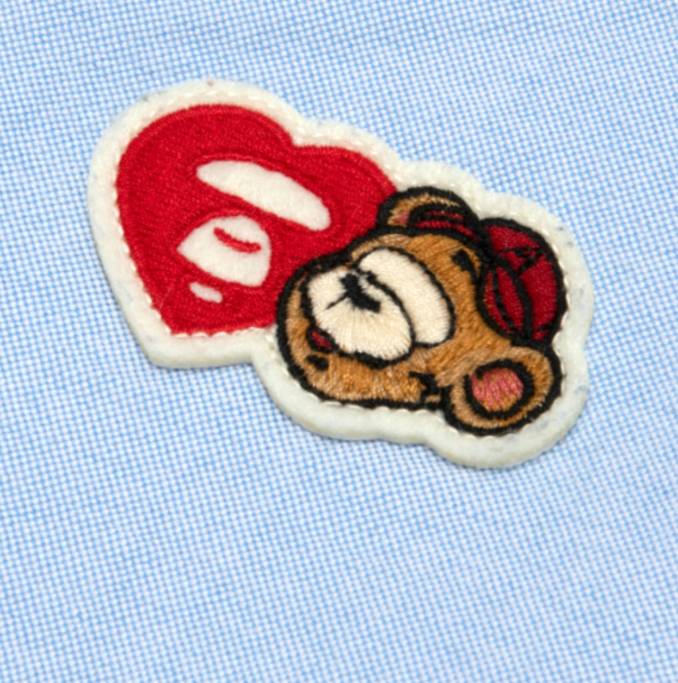 香港代購 專櫃正品 Aape 男裝 26春夏 心型猿人小熊徽章字母印花長袖襯衫8577