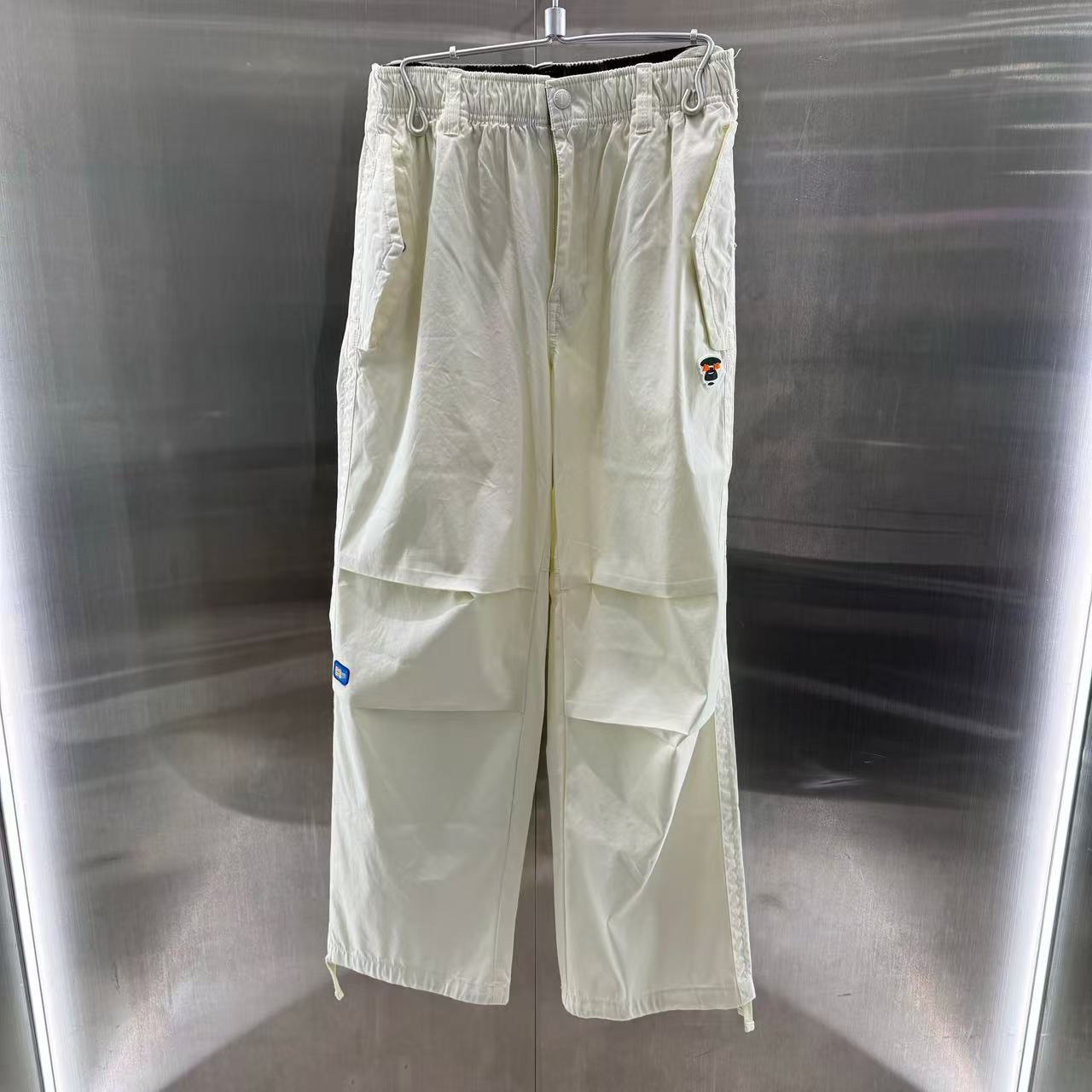 香港代購 專櫃正品 26春夏 Aape 男 AAPEUNVS 猿人徽章水洗做舊潮流休閒寬鬆工裝褲 D610