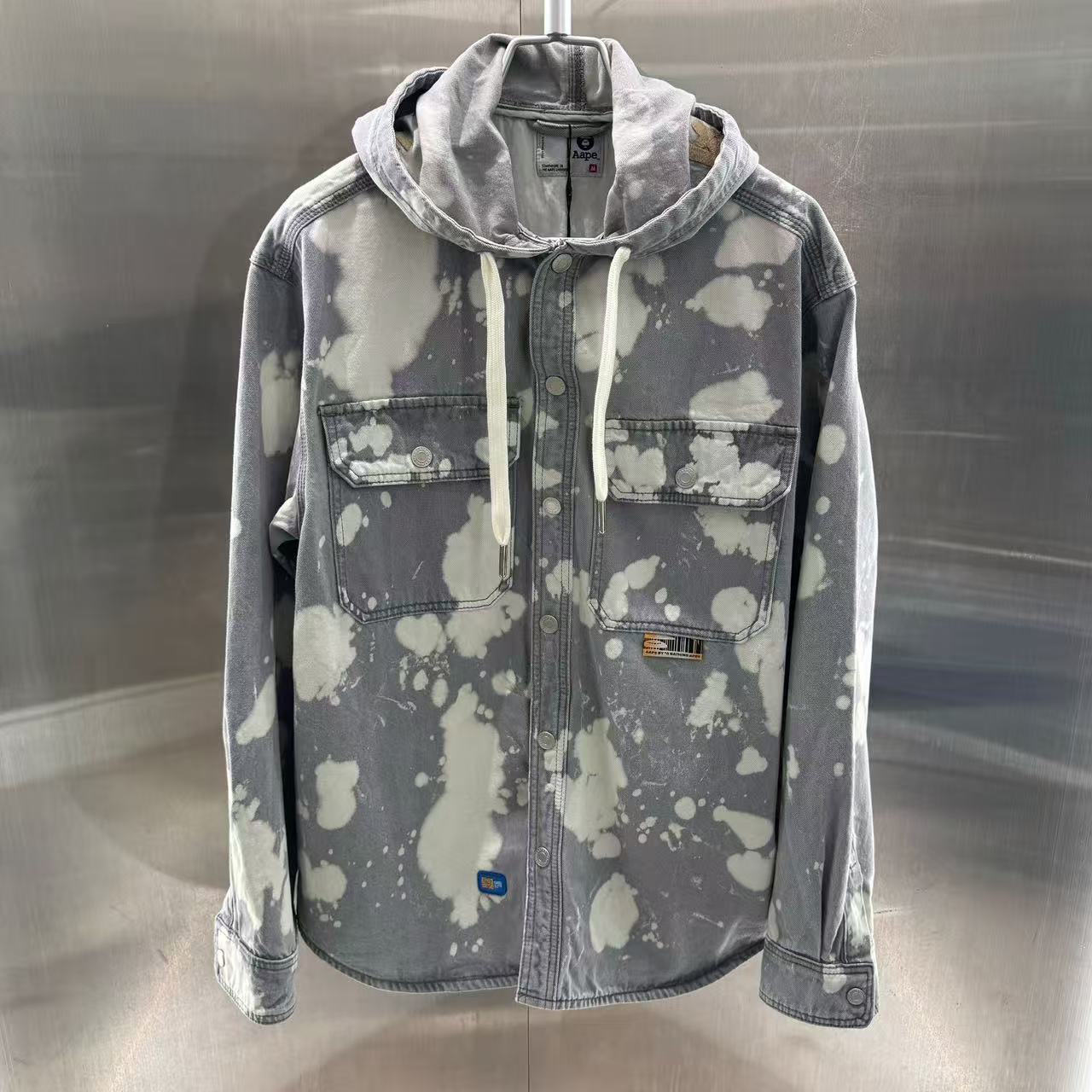 香港代購 專櫃正品 26春夏 Aape 男 AAPEUNVS 漂白潑墨效果連帽工裝牛仔襯衫外套8571