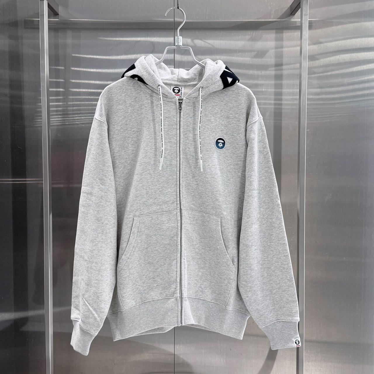 香港直郵 Aape 26秋冬 男 AAPENOW 牙刷繡徽章連帽衛衣 D379