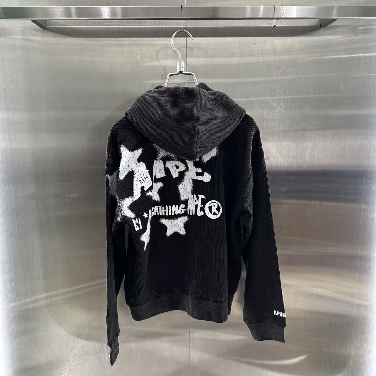 香港直郵 Aape 25秋冬 女裝 裂紋印花水洗做舊連帽衛衣外套D332