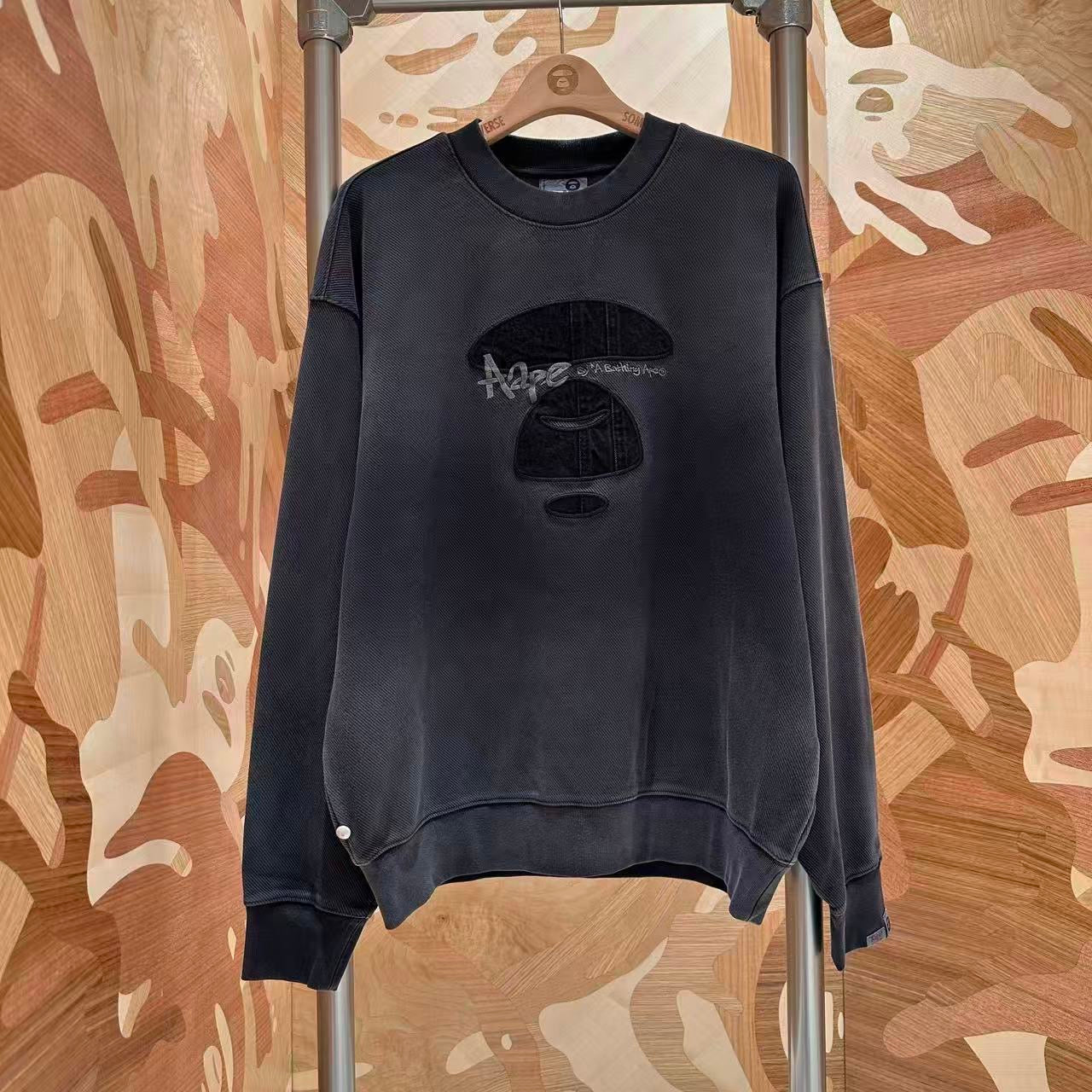 香港直郵 Aape 26秋冬男裝噴漆塗鴉字母牛仔猿洗舊復古衛衣 E324