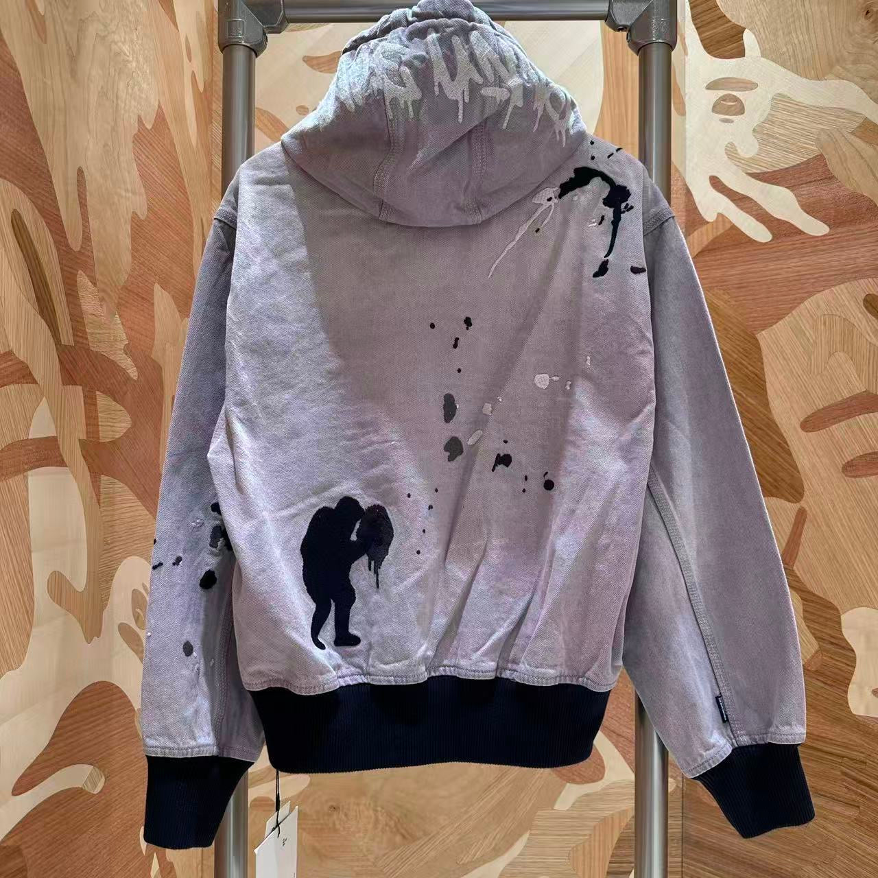 香港直郵 Aape 26秋冬 男裝潑墨刺繡水洗做舊牛仔連帽夾克外套7816