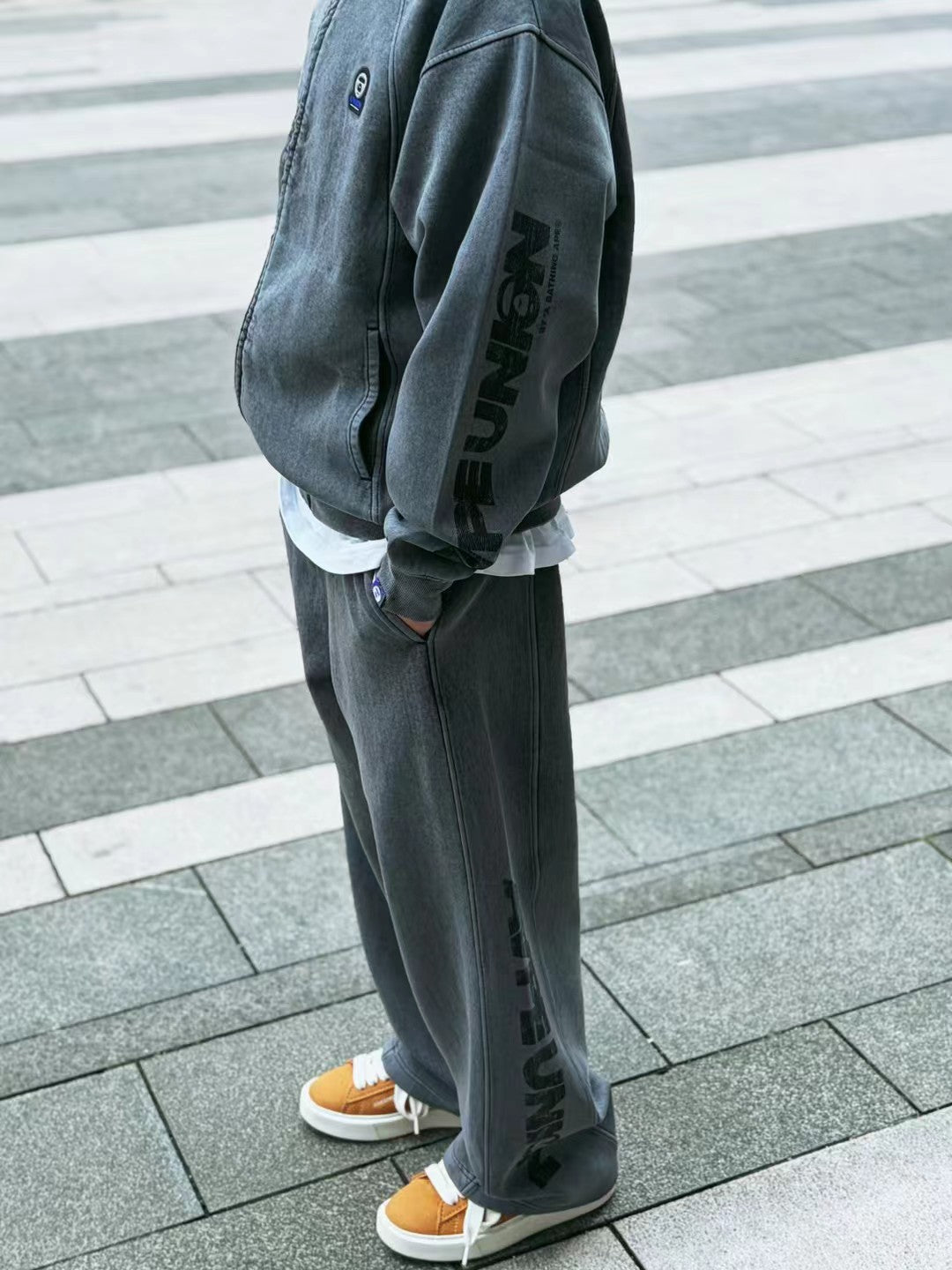 香港直郵 Apee 男裝 26春夏 訓練系列水洗做舊拉鏈運動衛衣D364