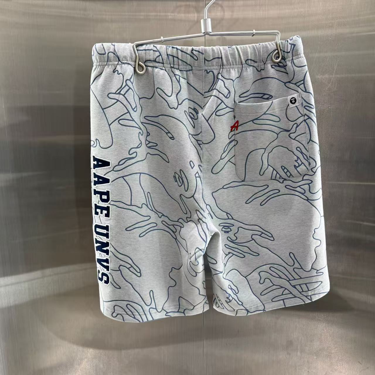 香港直郵 專櫃正品 Aape 26春夏 男猿人徽章字母刺繡簡約舒適短褲C697