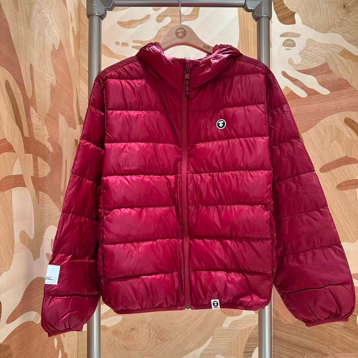 香港直郵 Aape 26秋冬 男裝小標徽章質感簡約潮流純色連帽羽絨服7785 AAPDNM7785XXR