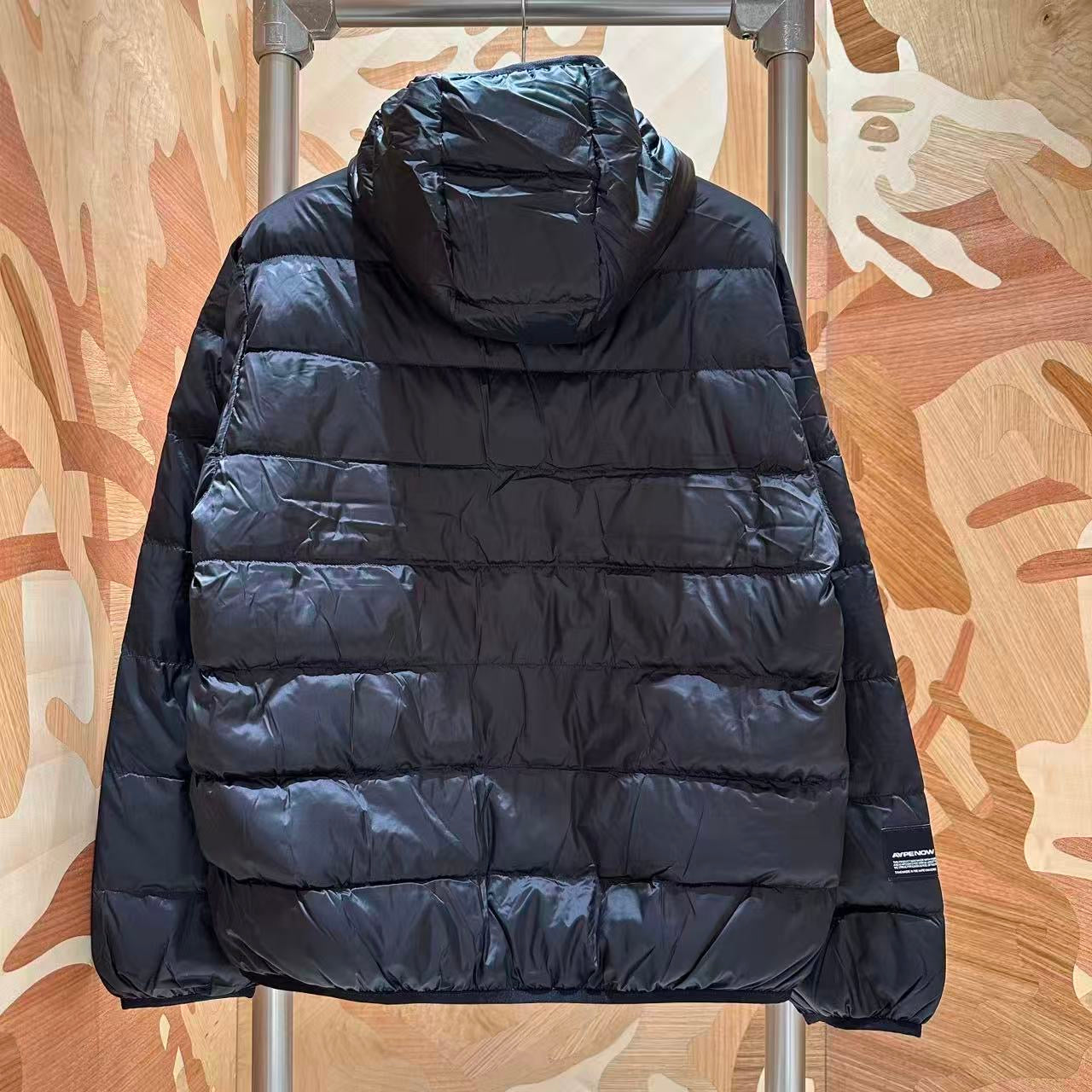 香港直郵 Aape 26秋冬 男裝小標徽章質感簡約潮流純色連帽羽絨服7785