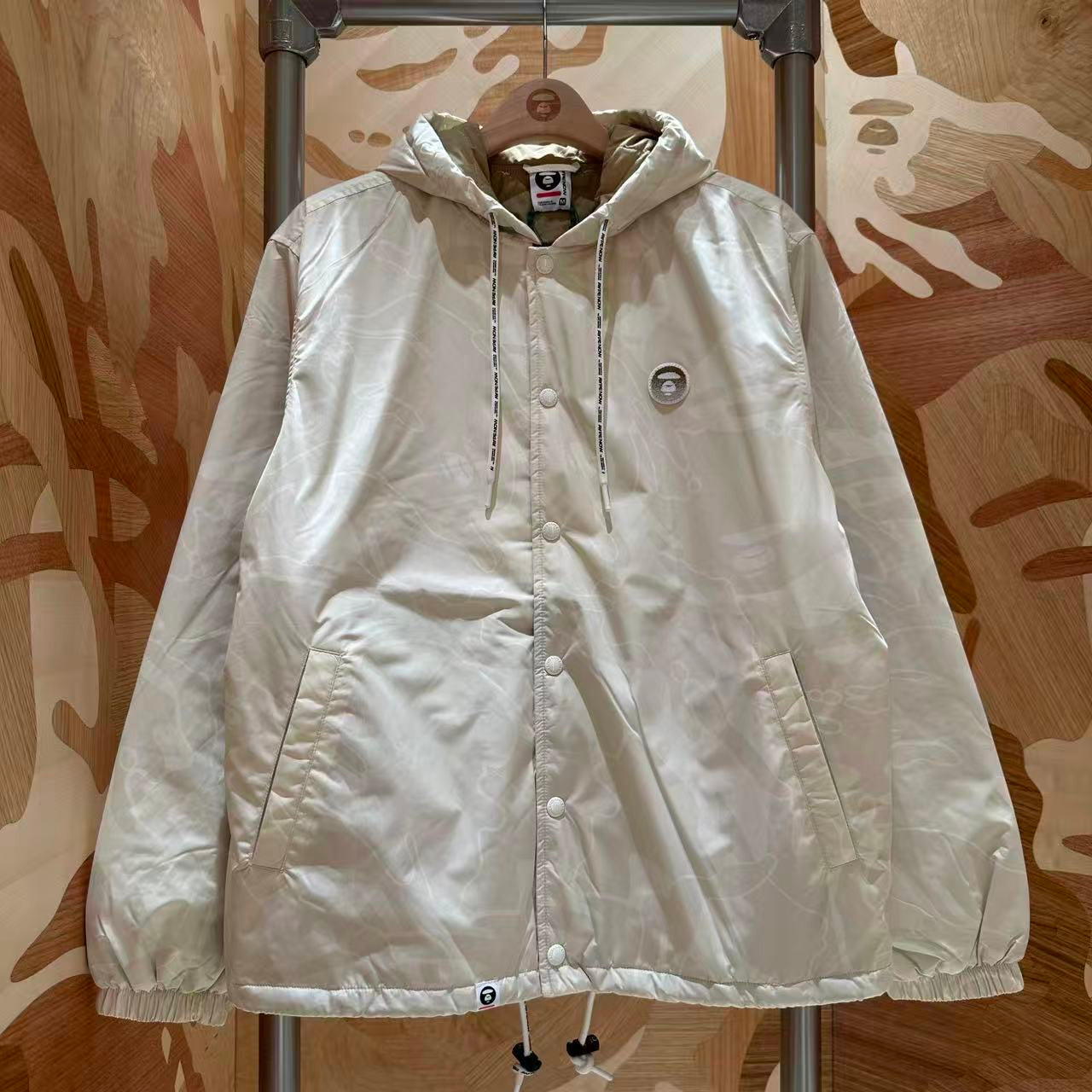 香港直郵 Aape 26秋冬 男 牙刷繡徽章連帽迷彩夾棉教練夾克外套7790