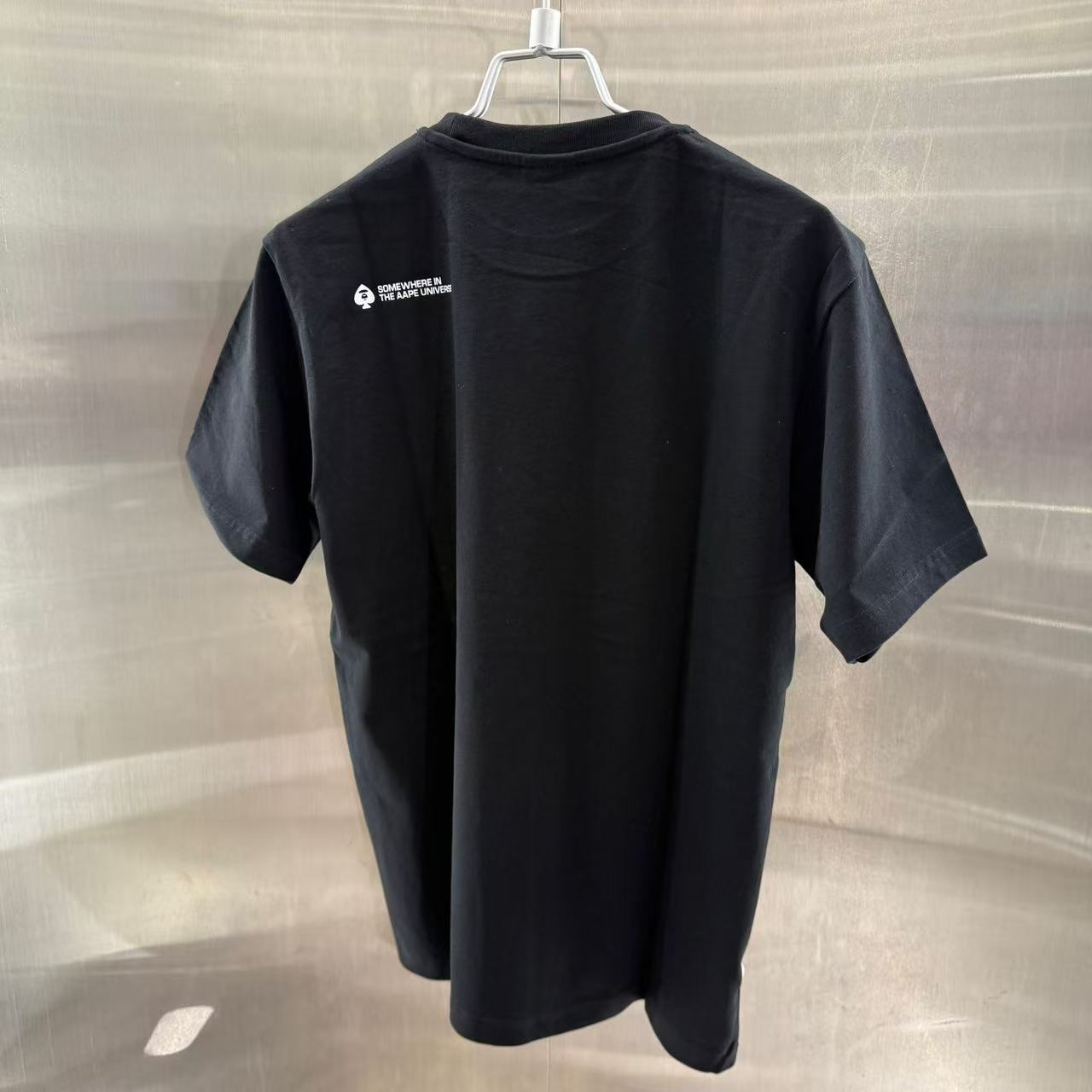 香港直郵 專櫃正品 Aape 男裝 26春夏黑桃型猿人徽章舒適簡約圓領短袖T恤1809