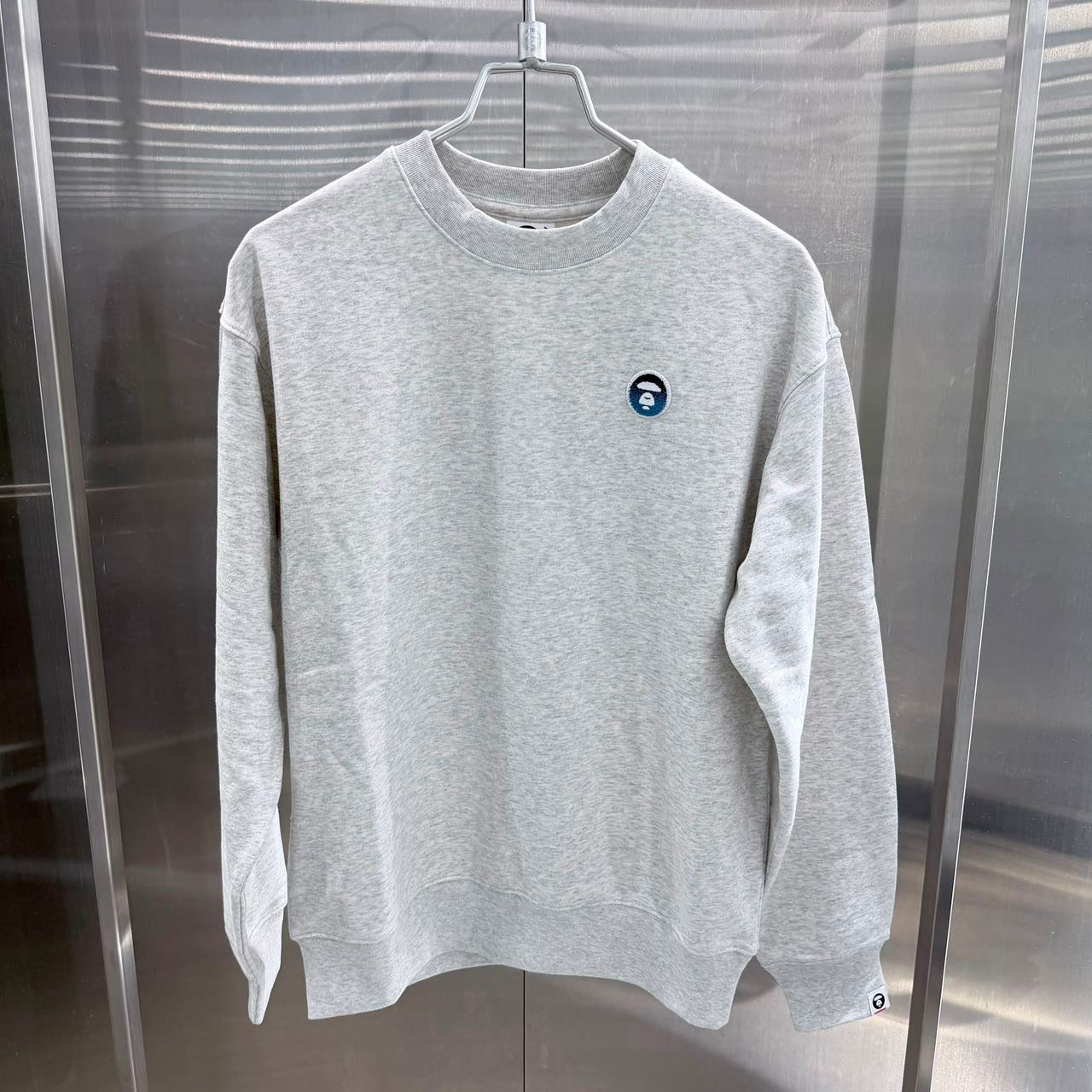 香港直郵 Aape 26秋冬 男 AAPENOW 牙刷繡徽章圓領衛衣D374