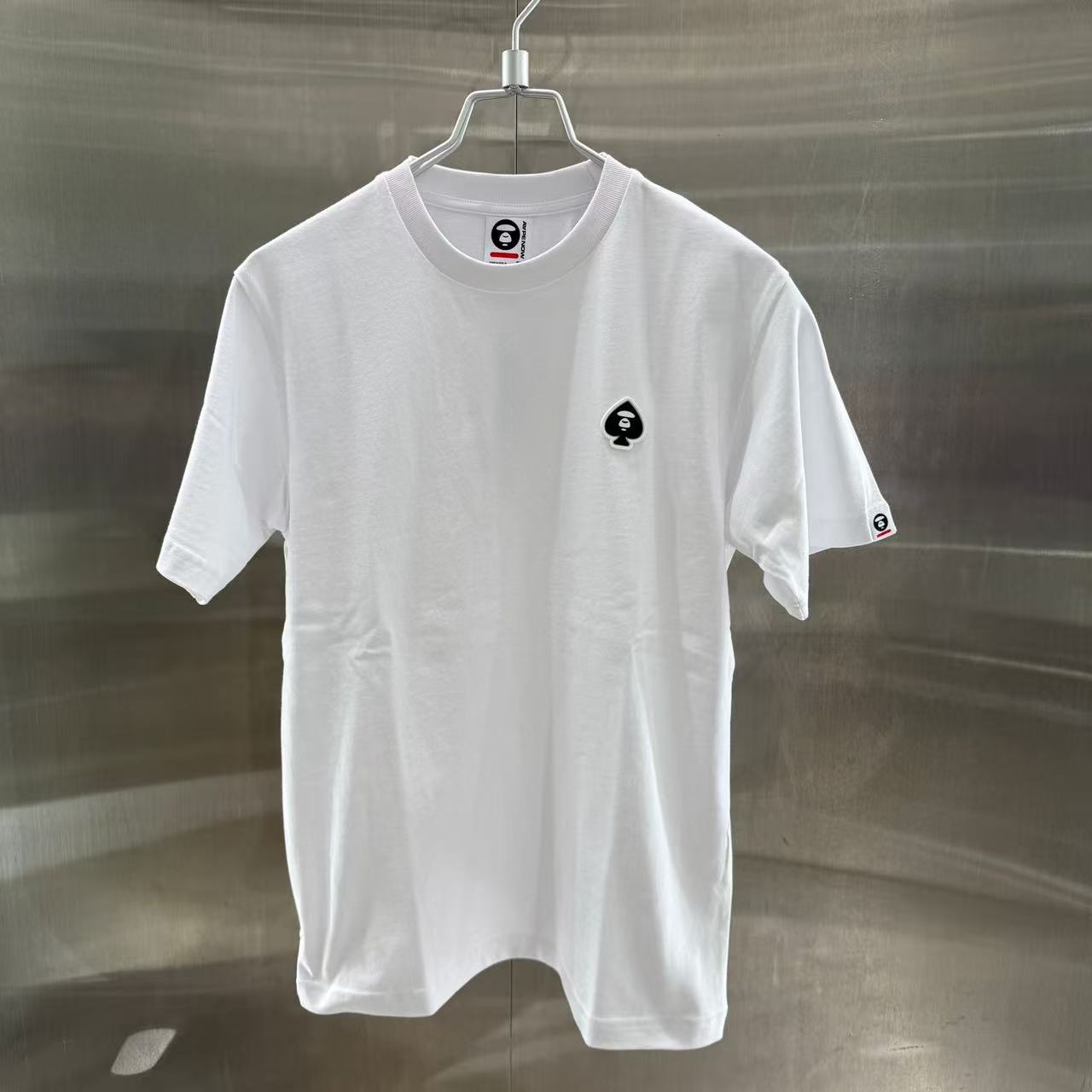 香港直郵 專櫃正品 Aape 男裝 26春夏黑桃型猿人徽章舒適簡約圓領短袖T恤1809