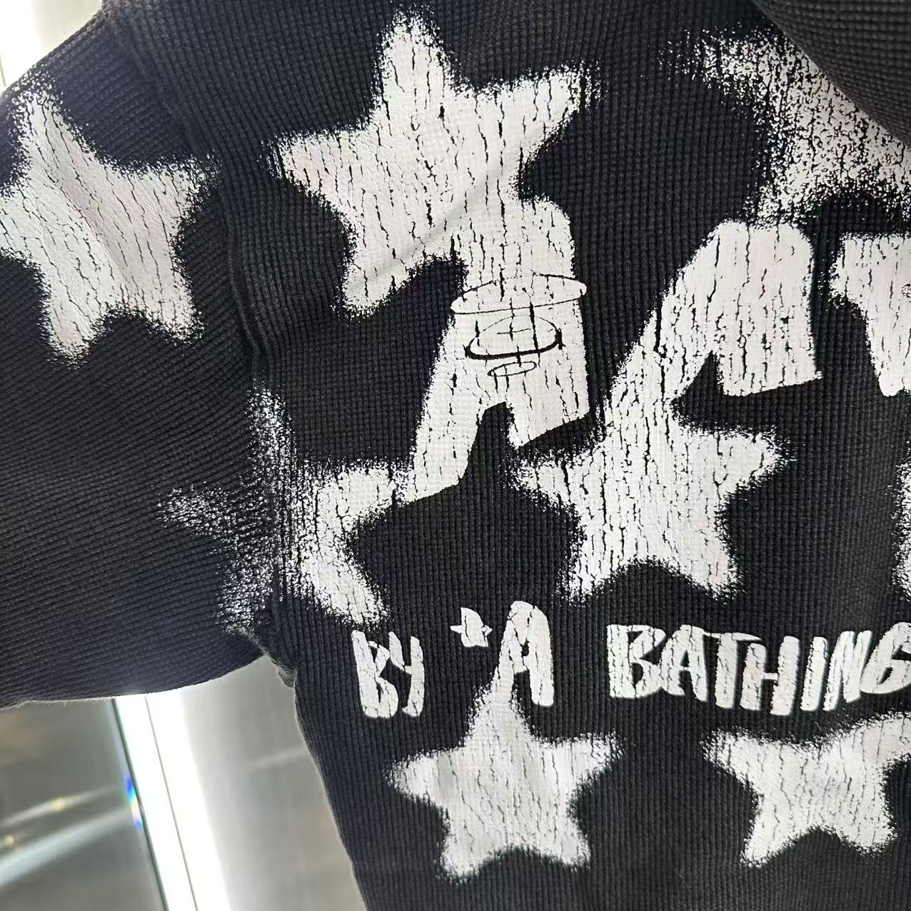 香港直郵 Aape 25秋冬 女裝 裂紋印花水洗做舊連帽衛衣外套D332