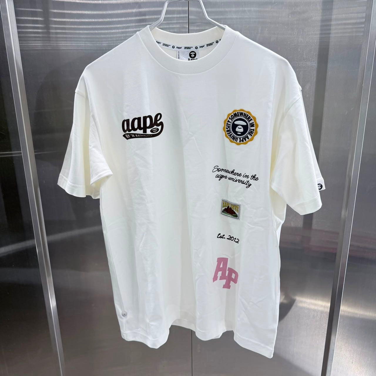 Aape 2026 秋冬 男裝 AAPEUNVS 學院風短袖T恤1998