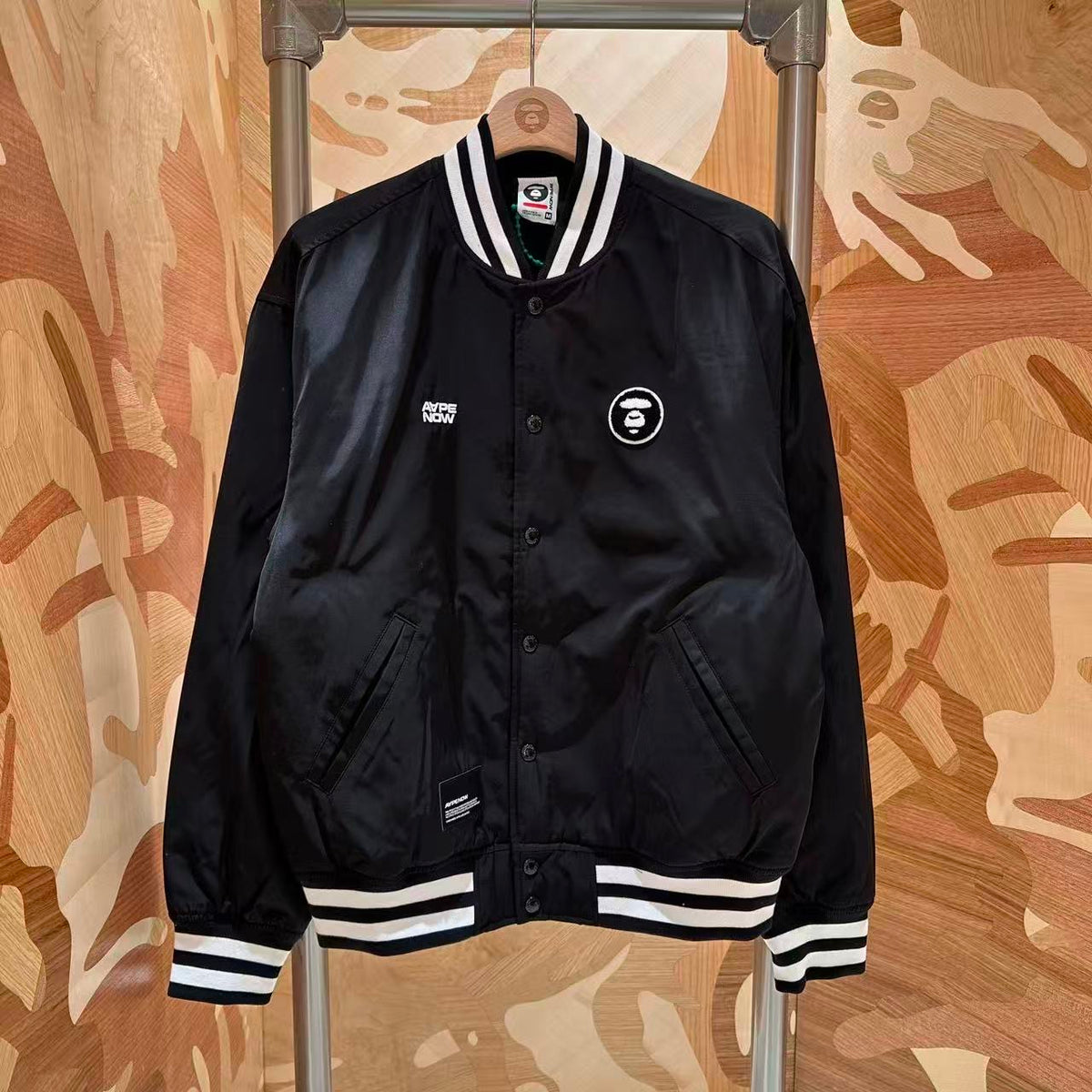香港直郵 Aape 男裝 26秋冬毛巾繡猿人徽章棒球服夾克外套7793  AAPJKM7793XXR