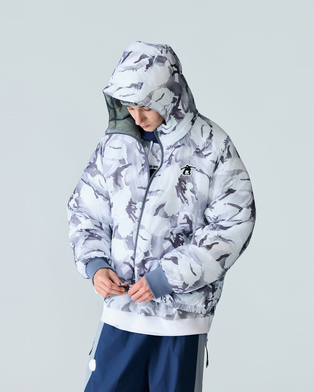 香港直邮 Aape 男裝 26秋冬雙面穿純色滑板猿人迷彩滿印羽絨服7804  AAPDNM7804XXR