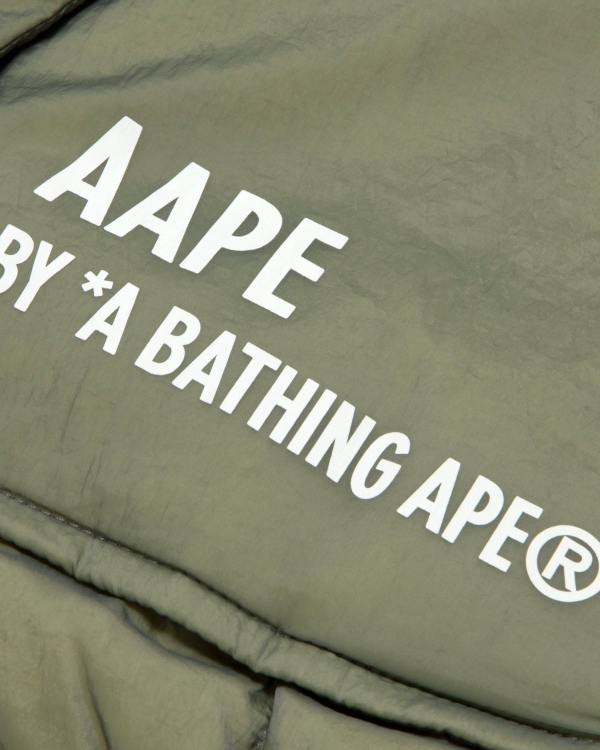 香港直邮 Aape 男裝 26秋冬雙面穿純色滑板猿人迷彩滿印羽絨服7804  AAPDNM7804XXR