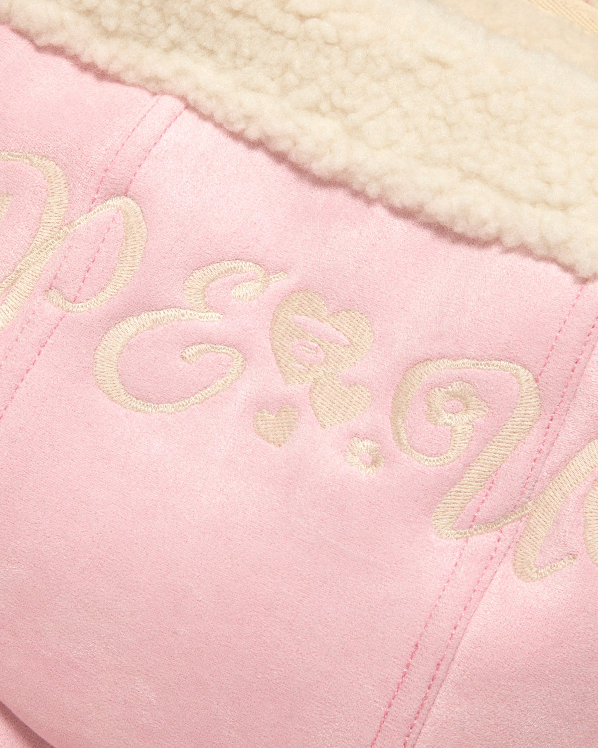 香港直郵 Aape 女裝 26秋冬心型刺繡搖粒絨內襯仿麂皮夾克外套7821  AAPJKW7821XXR