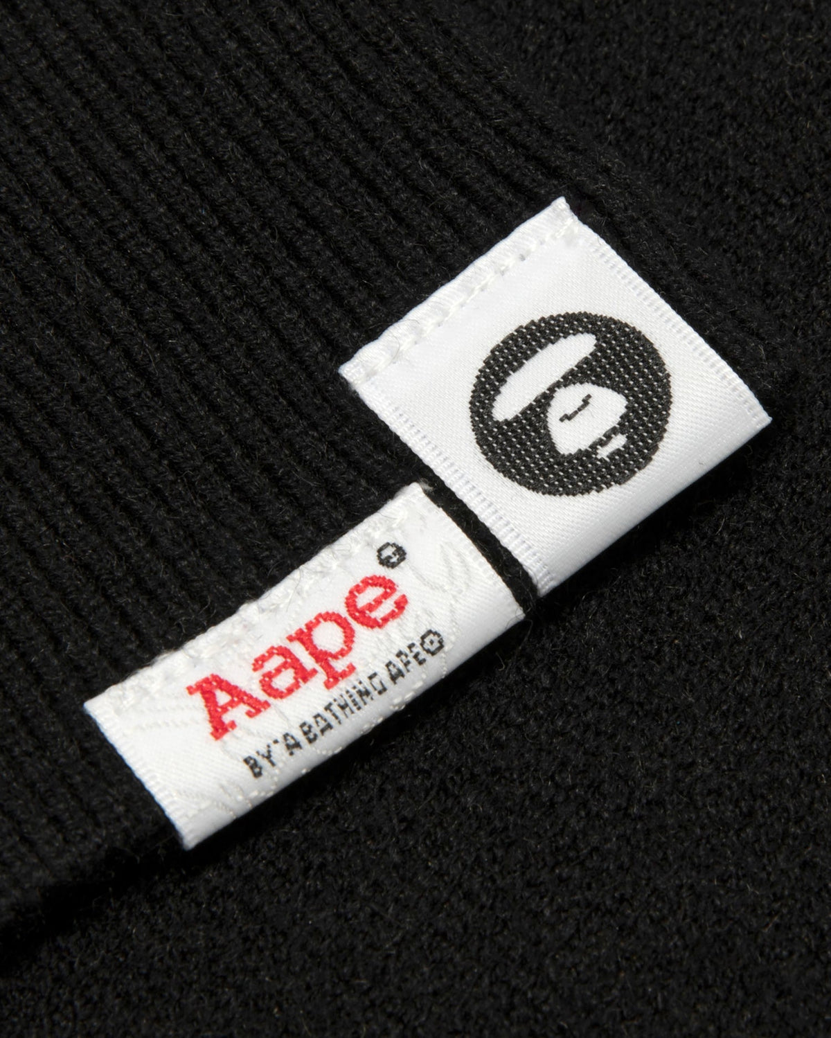 香港直郵 Aape 男裝 26秋冬迷彩猿人字母提花毛衣針織衫E339 AAPKNME339XXR