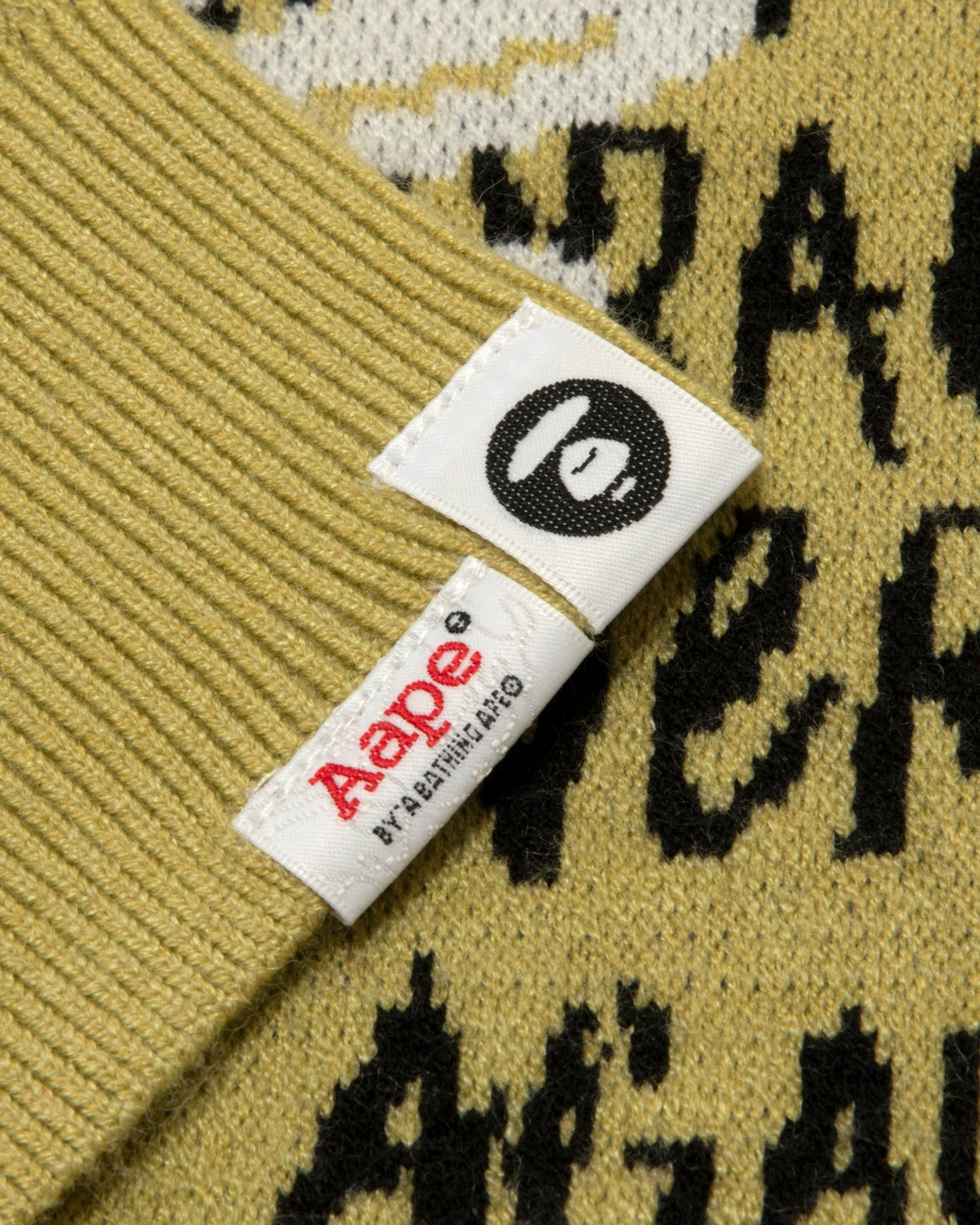 香港直郵 Aape 男装 26秋冬彩色涂鸦提花滑板风圆领毛衣针织衫E340 AAPKNME340XXR