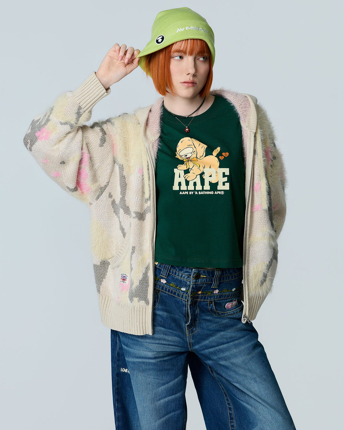 香港直郵 女裝 26秋冬刺繡小羊愛心猿人章迷彩連帽針織衫E361  AAPKNWE361XXR