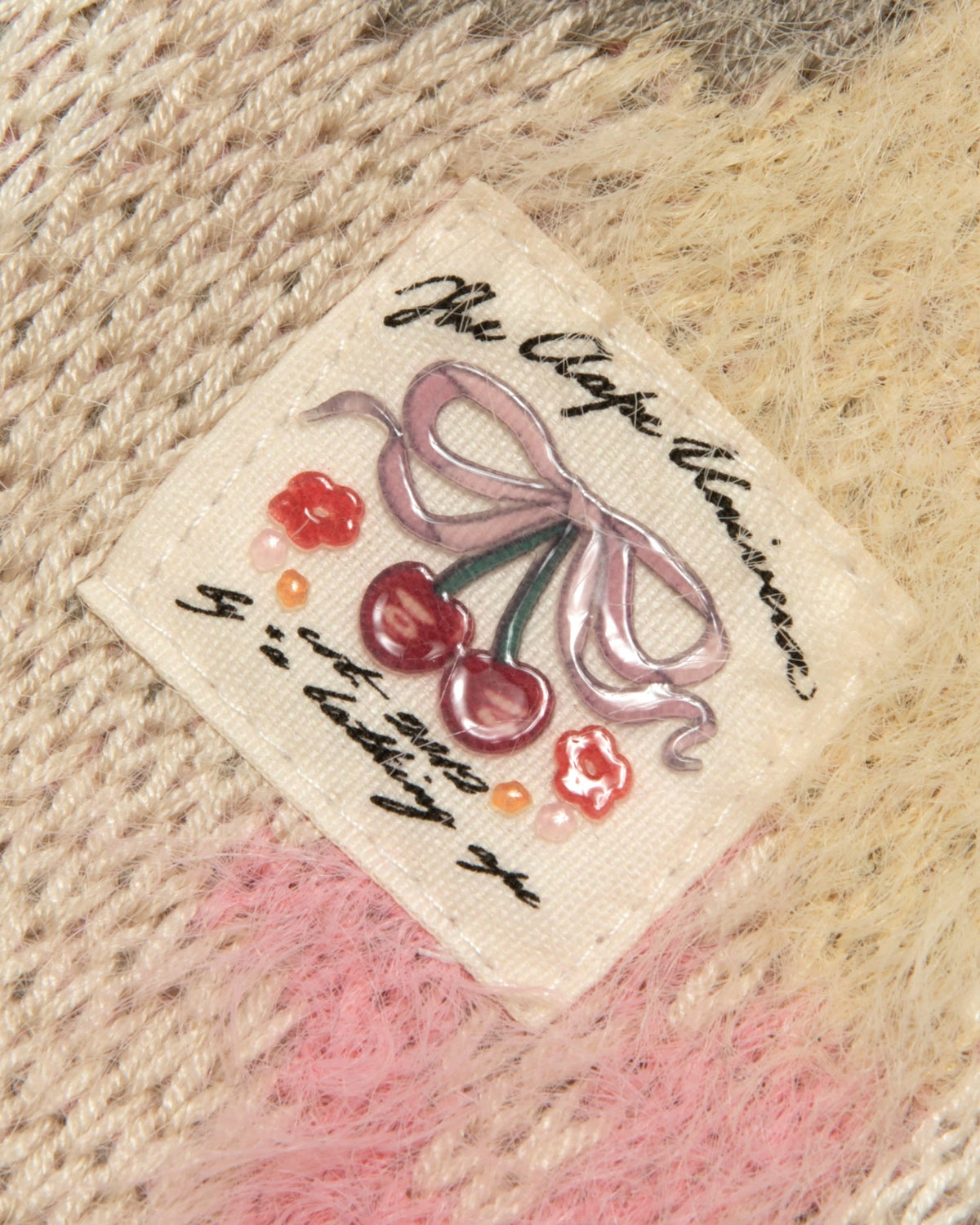 香港直郵 女裝 26秋冬刺繡小羊愛心猿人章迷彩連帽針織衫E361  AAPKNWE361XXR