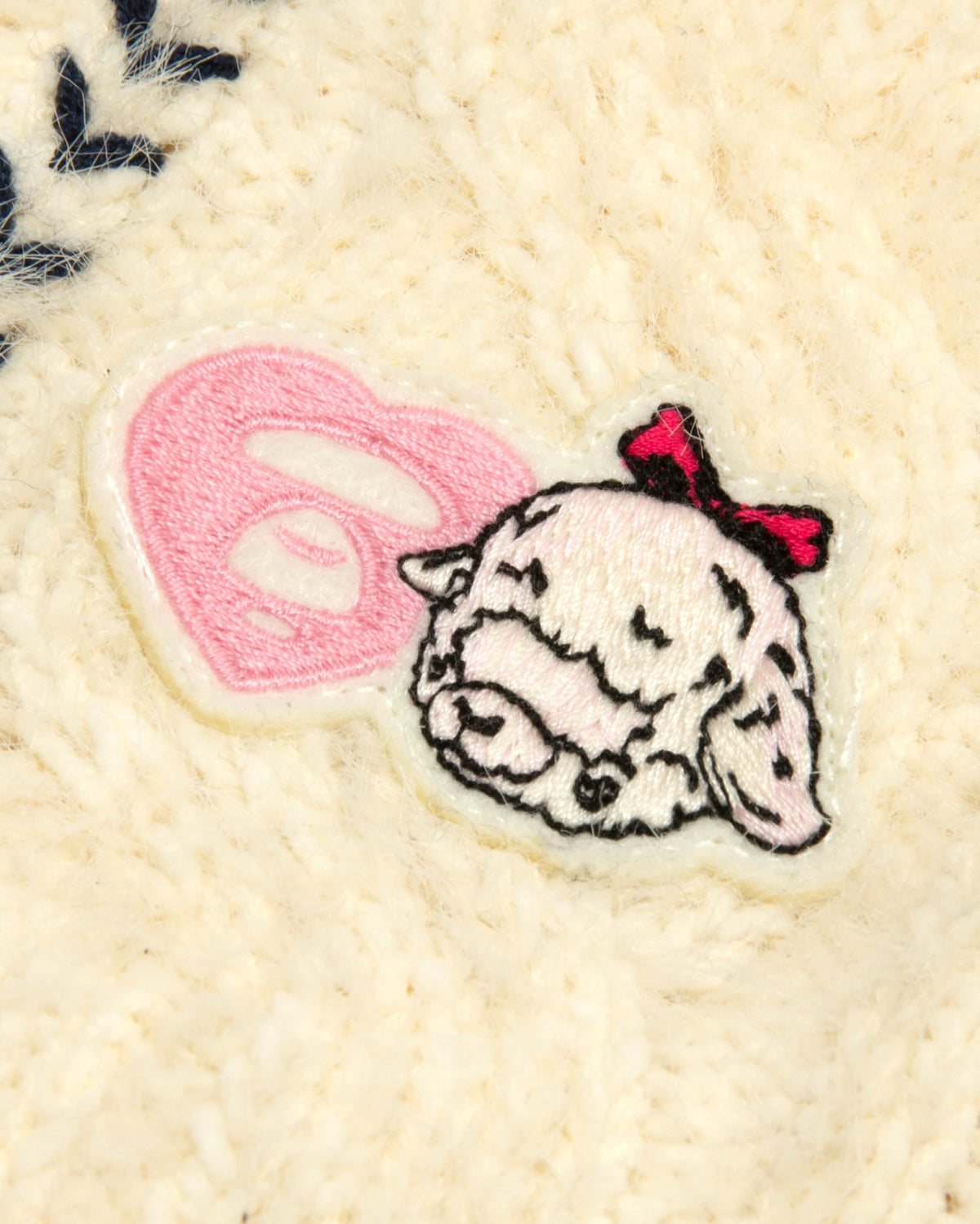 Aape  女裝 26秋冬刺繡小羊愛心猿人章針織開衫E362  AAPKNWE362XXR