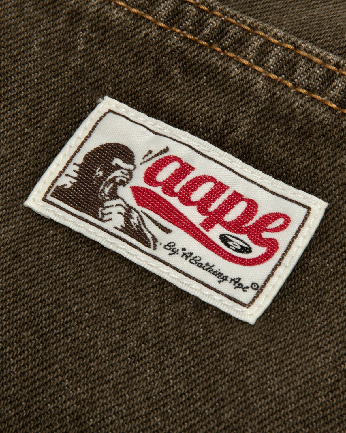 香港直郵 Aape 男裝 26秋冬 複古水洗做舊激光貓須效果牛仔褲D653 AAPPTMD653XAR