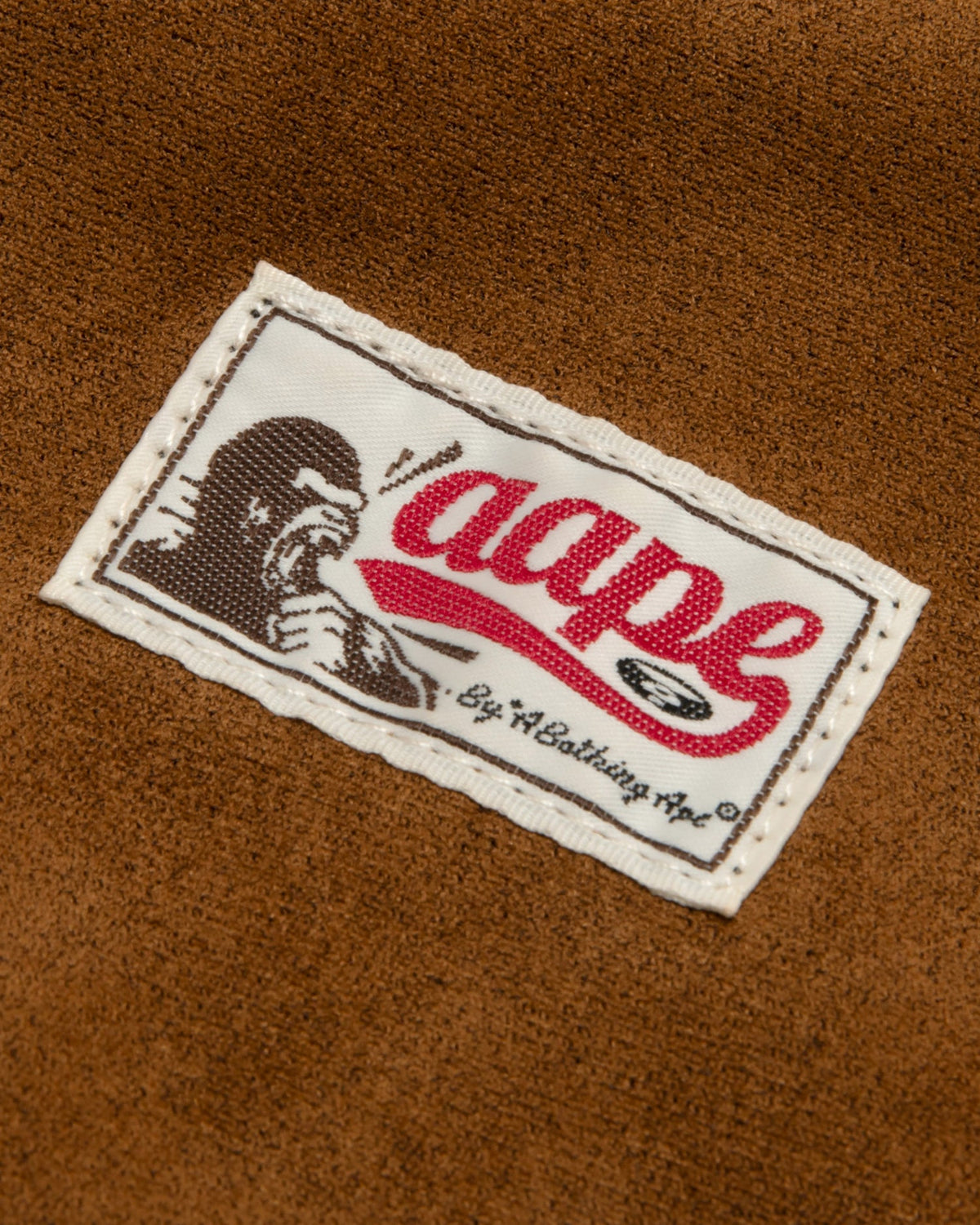 香港直郵 Aape 男裝 26秋冬復古燈芯絨領仿麂皮工裝襯衫外套8591  AAPSTM8591XAR