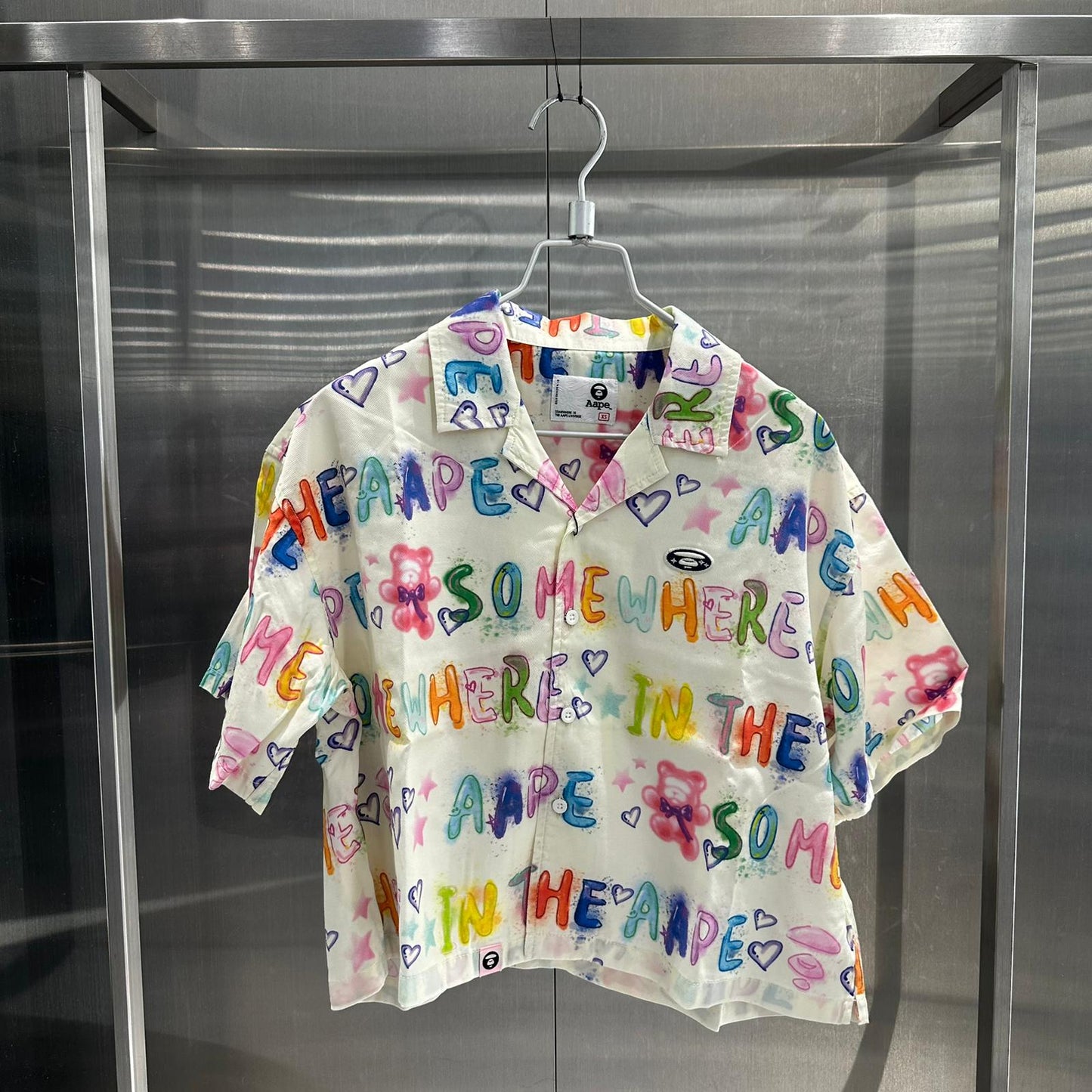 香港直郵 Aape 女裝 26春夏 刺繡章多巴胺彩虹字母塗鴉滿印短袖襯衫8579