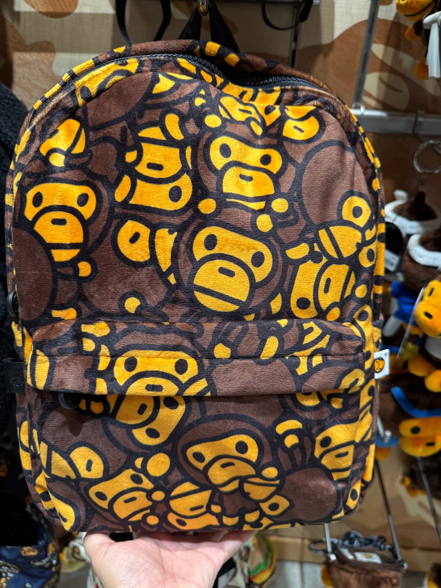 香港直郵 BABY MILO STORE  卡通小猴滿印毛絨雙肩包（中號）4526 0MXBGW4526XXR
