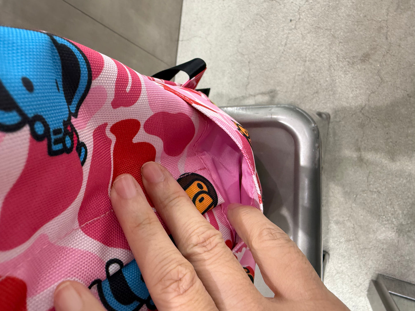 香港直郵 BABY MILO STORE 卡通圖案迷彩雙肩包背包（大號）4224
